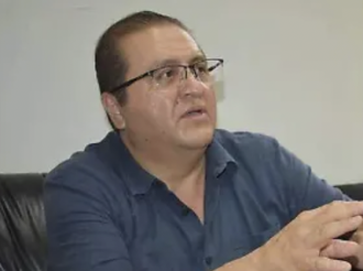 Con Permiso de Mi General...
